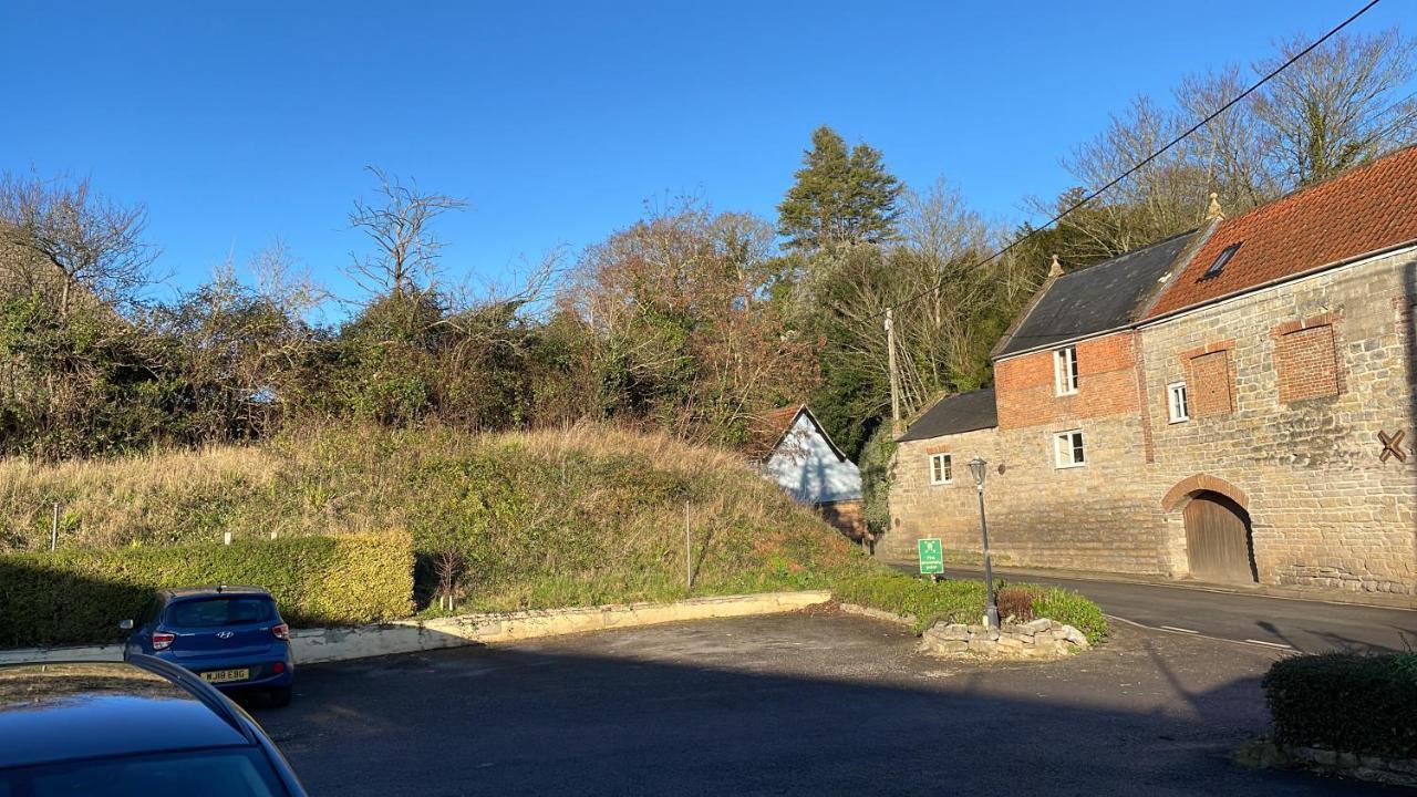 The Old Pound Inn Langport Екстер'єр фото